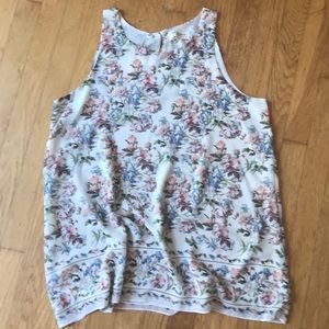 Sleeveless blouse